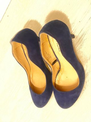 Vendo lote de zapatos en muy buen estado.