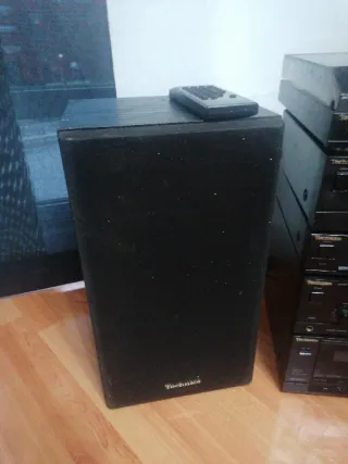 Equipo de música Technics negro