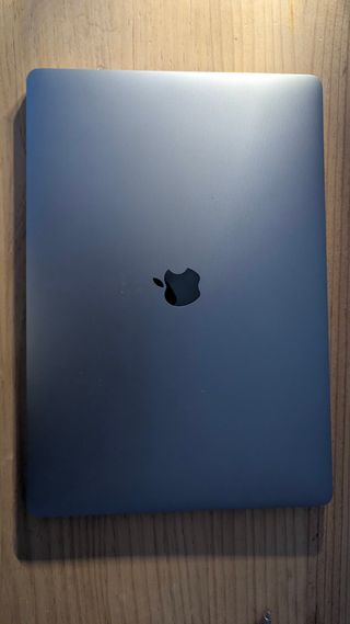 MacBook Pro 16 2019 i7 16GB RAM 512GB SSD