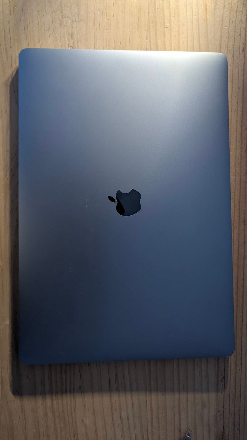 MacBook Pro 16 2019 i7 16GB RAM 512GB SSD afbeelding 6