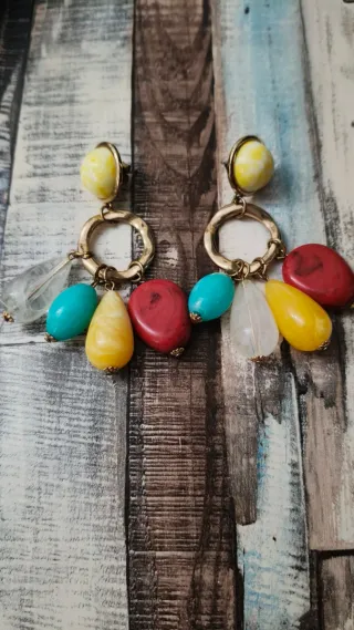 Pendientes largos multicolor