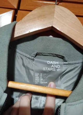 Cazadora acolchada verde claro