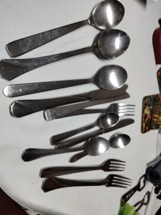 Lote cubiertos varios