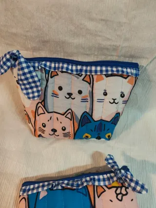 Neceser Gatitos Azul y Rosa