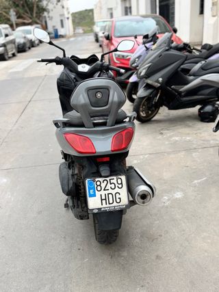 Yamaha Xmax 125