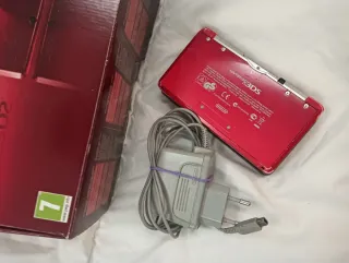 Nintendo 3DS Roja Completa