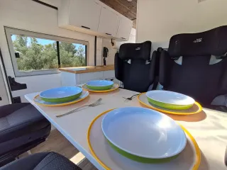 Peugeot Boxer L3H2 camperizada homologada 4 px