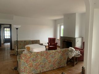 Casa con piscina en alquiler de larga duración!!!