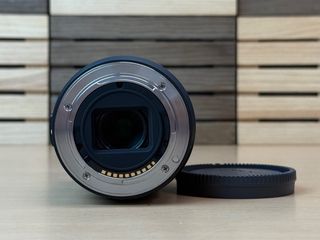 Obiettivo zoom versatile per fotocamere Sony 18-135 f/3.5-5.6