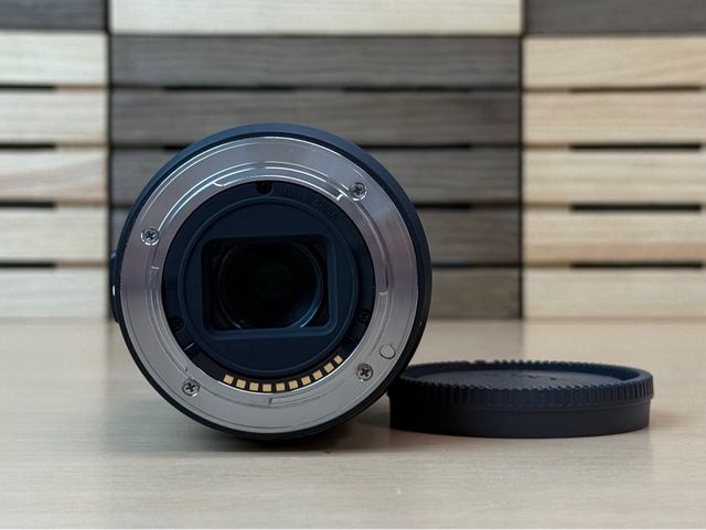 Sony 18-135 f/3.5-5.6