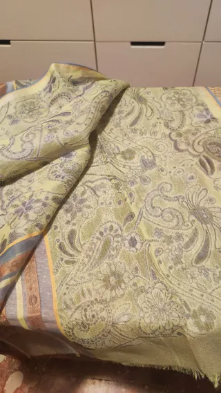 Pañuelo estampado paisley