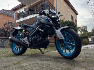 Yamaha MT-125 Plata/Azul