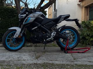 Yamaha MT-125 Plata/Azul