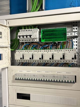 Instalaciones Eléctricas Profesionales