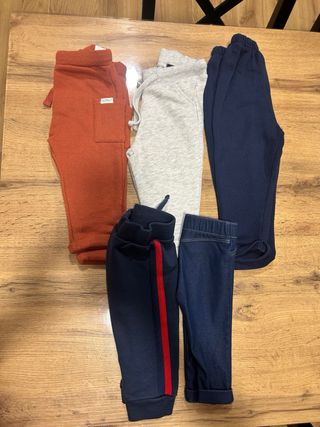 Lote Ropa niño max de 35 piezas aprox