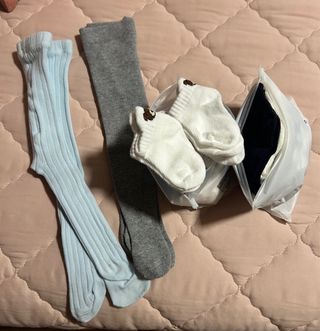 Lote Ropa niño max de 35 piezas aprox