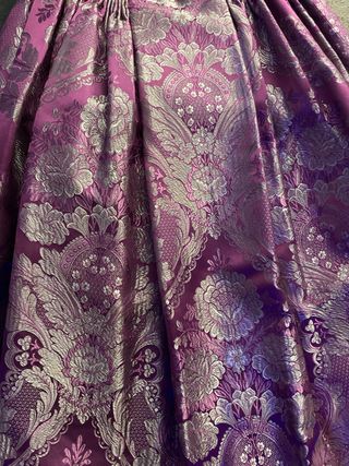 Falda de fallera adulta T/ 42/44 morada brocada