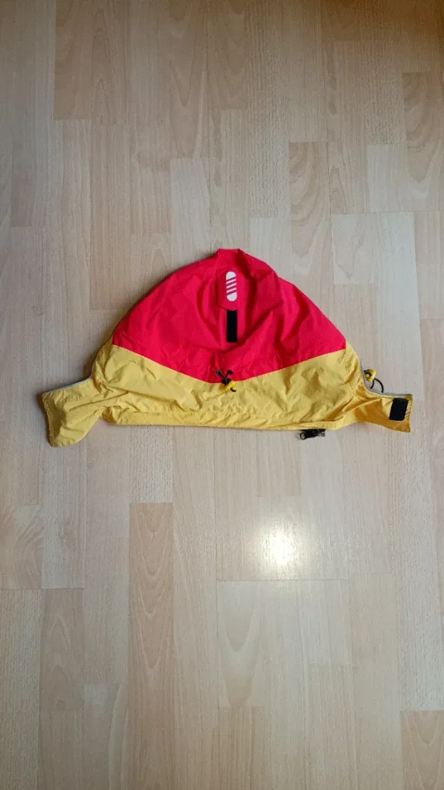 Chaqueta Ferrari Shell V-Power - Estilo Racing.