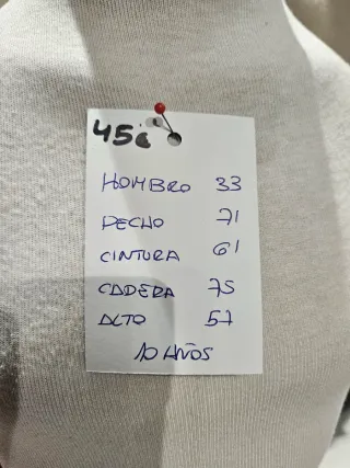 Bustos maniquí talla comunión 8 años y 10 años.