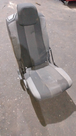 ASIENTO PEUGEOT 5008 Active | 10.17 - 12.20