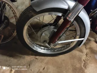 Ducati 250 Deluxe Clásica