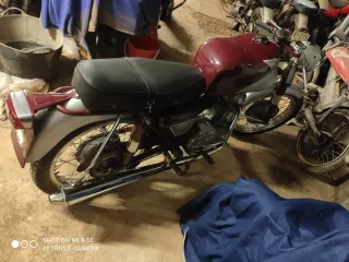 Ducati 250 Deluxe Clásica