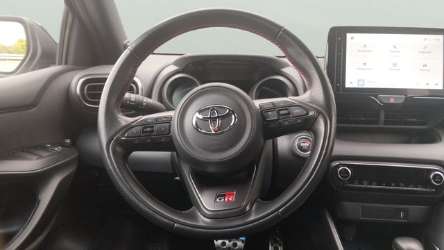 Toyota Yaris 1.5 120H GR-Sport Plus 85 kW (116 CV)
