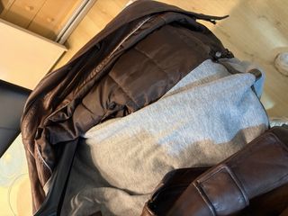 Cazadora de piel marca Dustin