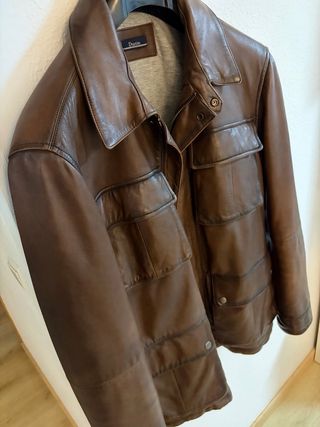 Cazadora de piel marca Dustin