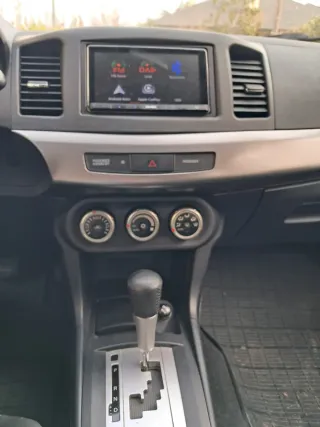 Mitsubishi Lancer 2010