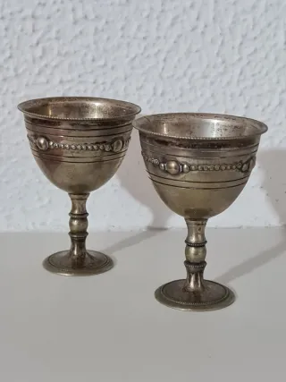 Coppia calici vintage in metallo