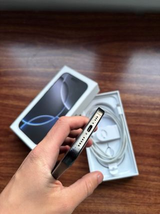 iPhone 16 Pro 512GB Space Gray