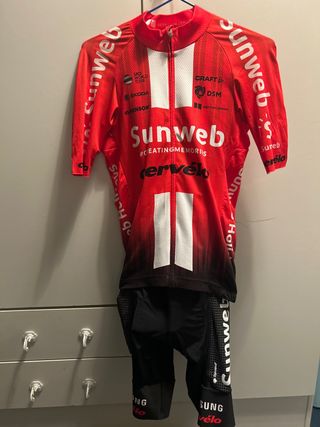 Maillot y Culotte Conjunto Craft Sunweb Talla M