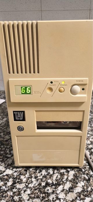 Torre Ordenador AT Tay con Fuente