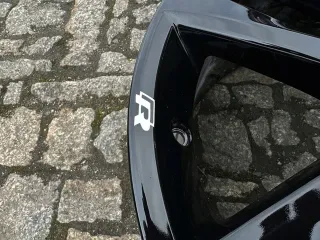 Llantas 17” VW Golf VI-VIII Modelo Salvador