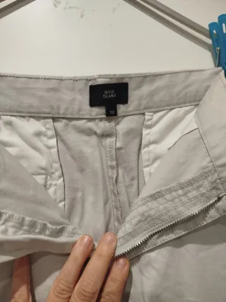 Pantalón corto beige