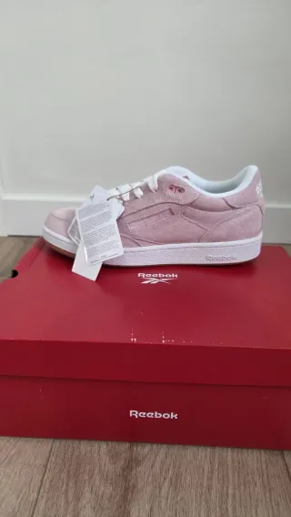 Zapatillas Reebok rosas talla 43 nuevas club c