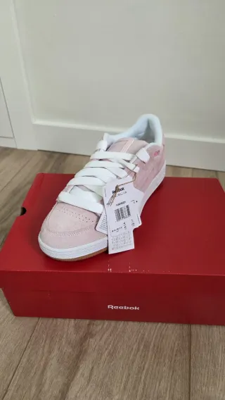 Zapatillas Reebok rosas talla 43 nuevas club c