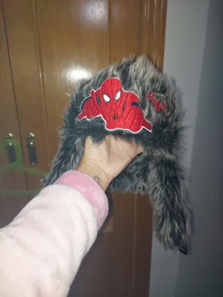 Berretto da neve per bambini con disegno Spiderman