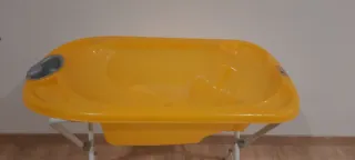 Bañera para bebé con patas marca Jane