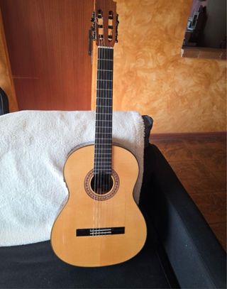 Guitarra Flamenca Antonio de Toledo Negra ATF 17-N