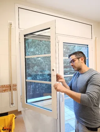 MANITAS / Mantenimiento de hogares y Locales