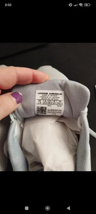 Zapatillas running UA Charged Surge 4 grises