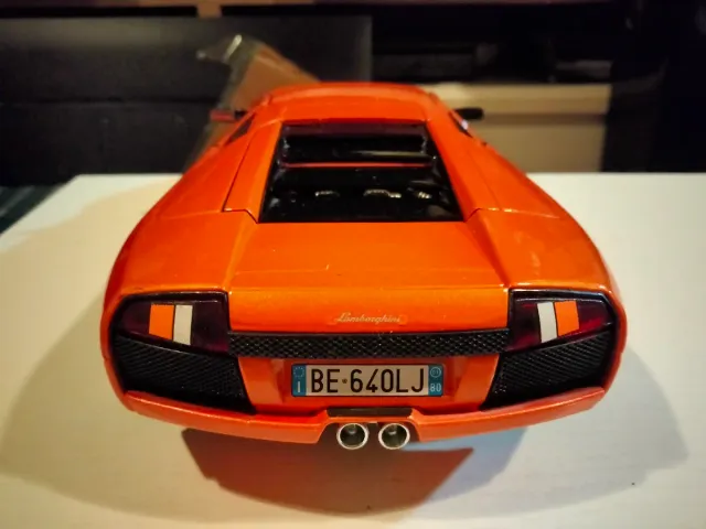 Bburago 1/18 Lamborghini Murciélago Arancione