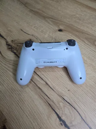 Playstation 4 1Tb + Mando Original