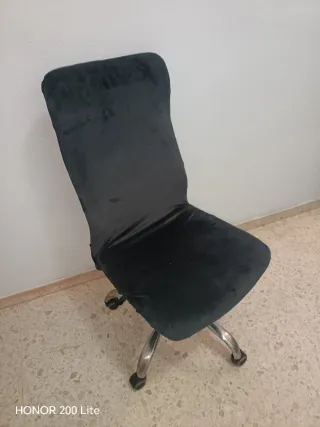 Silla de escritorio con funda de terciopelo en gri