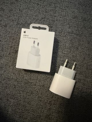 Adaptador Apple USB-C 20W