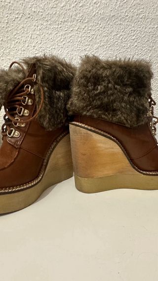 Botas Stradivarius Talla 37 Cuña Madera y Pelo