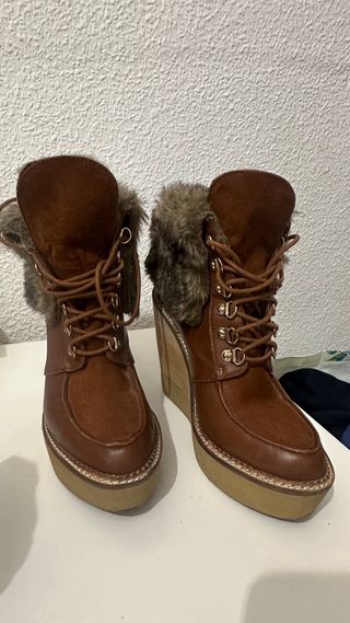 Botas Stradivarius Talla 37 Cuña Madera y Pelo