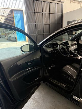 Peugeot 5008 GT Line 7 plazas 1.6 130 CV – 2018 –